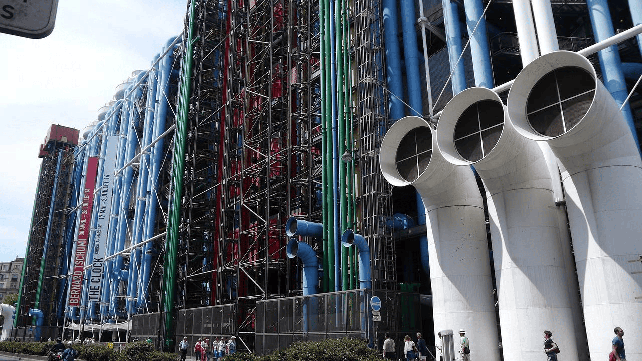 Richard Rogers designed this building